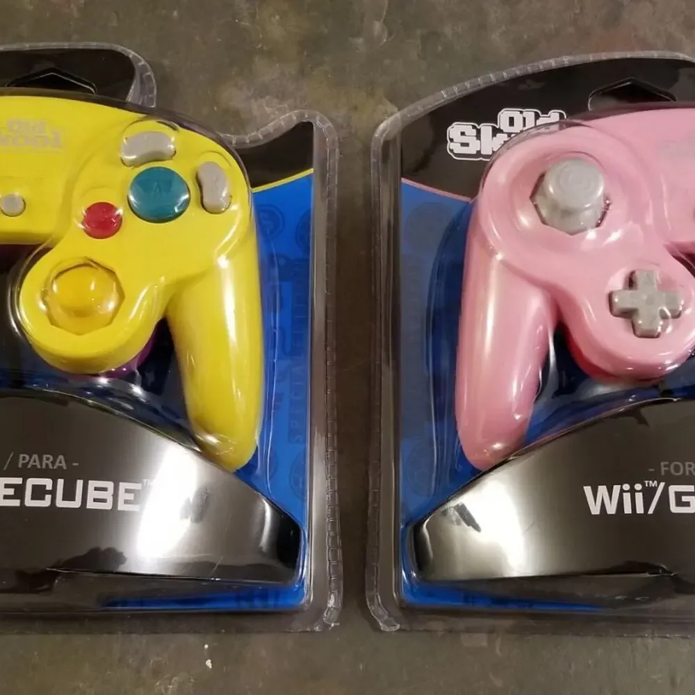 2 Gamecube Controllers - Yellow & Pink (NEW) - Nintendo - Old Skool
